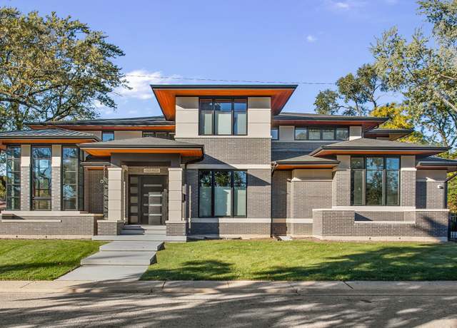 Property at 6505 N Knox Ave, Lincolnwood, IL 60645, 5 beds, 4.5 baths