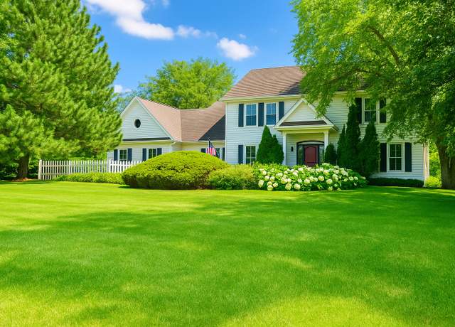 Property at 7015 Burning Tree Cir, Mchenry, IL 60050, 4 beds, 4 baths