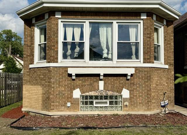 Property at 8633 S Hermitage Ave, Chicago, IL 60620, 5 beds, 2 baths