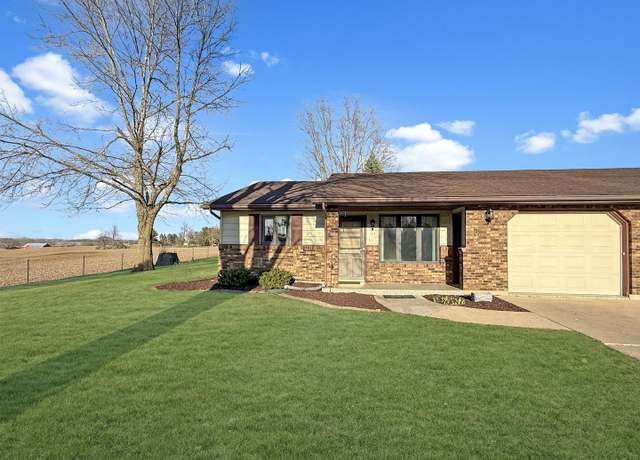 Property at 654 N Star Dr #2, Lena, IL 61048, 2 beds, 1 bath