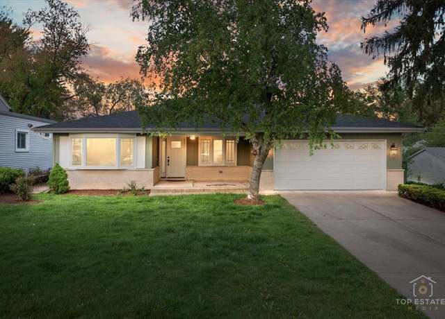 Property at 919 Santa Rosa Ave, Wheaton, IL 60187, 4 beds, 2.5 baths