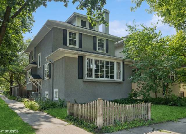 Property at 800 S Scoville Ave, Oak Park, IL 60304, 3 beds, 1.5 baths