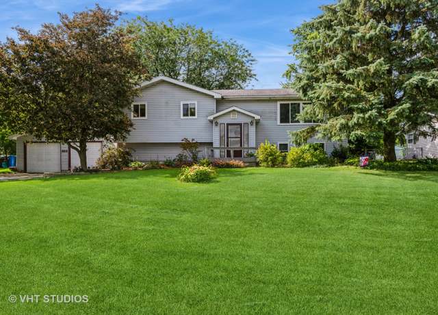 Property at 928 Melrose St, New Lenox, IL 60451, 4 beds, 2 baths