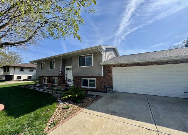 Property at 110 S Orr Dr, Normal, IL 61761, 5 beds, 3 baths