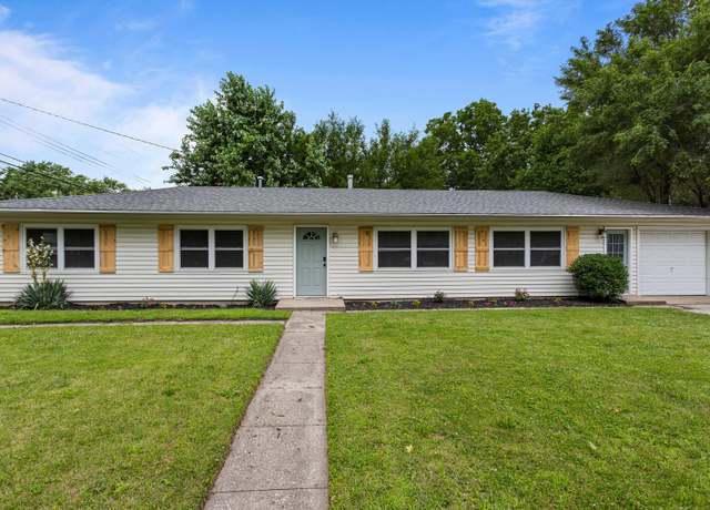 Property at 1802 Meadow Dr, Champaign, IL 61821, 4 beds, 1.5 baths