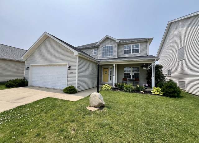 Property at 1313 W Ridge Ln, Champaign, IL 61822, 4 beds, 2.5 baths