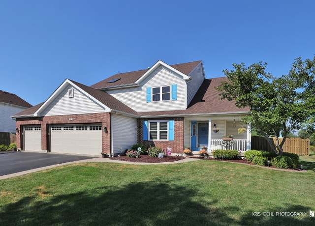 Property at 1916 Sunshine Ct, Zion, IL 60099, 4 beds, 2.5 baths
