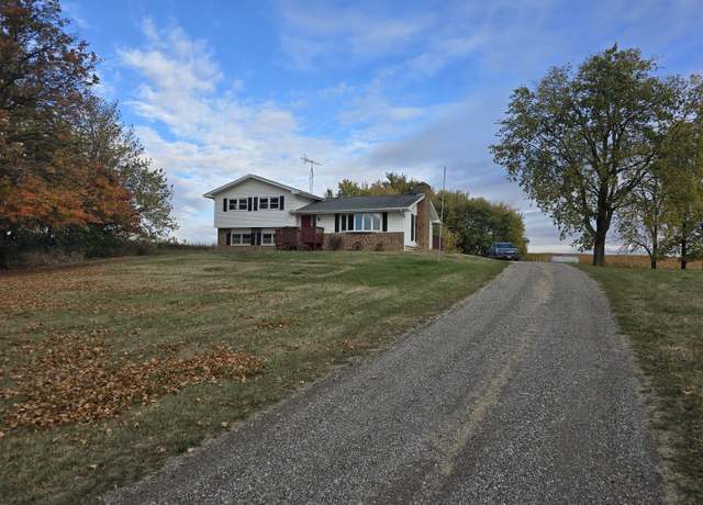 Property at 8442 Old Peoria Rd, Bloomington, IL 61705, 4 beds, 1.5 baths