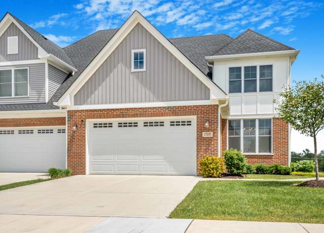 Property at 17035 Clover Dr, Orland Park, IL 60467, 4 beds, 2.5 baths