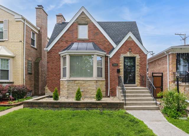 Property at 5938 N Sacramento Ave, Chicago, IL 60659, 5 beds, 3 baths