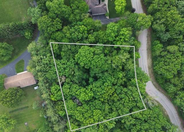 Property at 7407 Forest Oak Dr, Mchenry, IL 60050