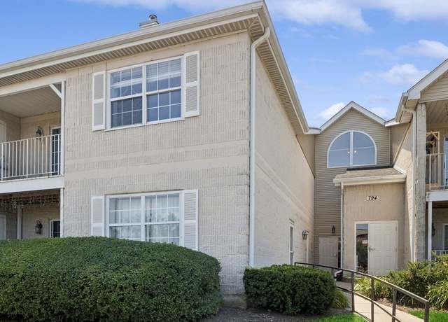 Property at 794 N Gary Ave #104, Carol Stream, IL 60188, 2 beds, 2 baths