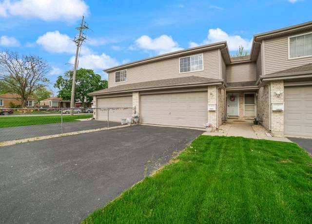 Property at 14603 Maple Ln, Dolton, IL 60419, 3 beds, 2.5 baths
