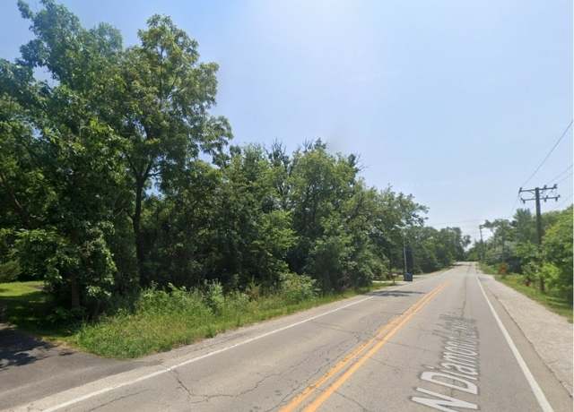Property at 26251 N Diamond Lake Rd, Mundelein, IL 60060