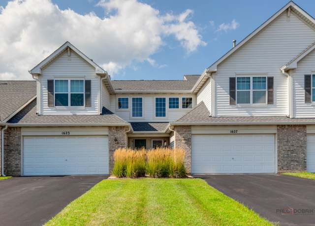 Property at 1627 S Candlestick Way, Waukegan, IL 60085, 2 beds, 2.5 baths