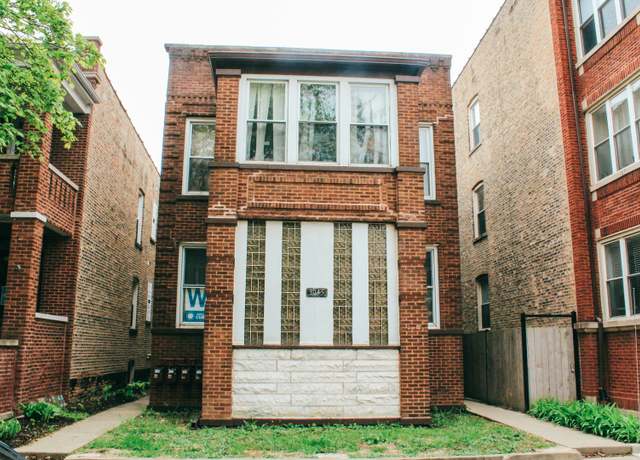 Property at 3045 W Eastwood Ave, Chicago, IL 60625, 7 beds, 3 baths