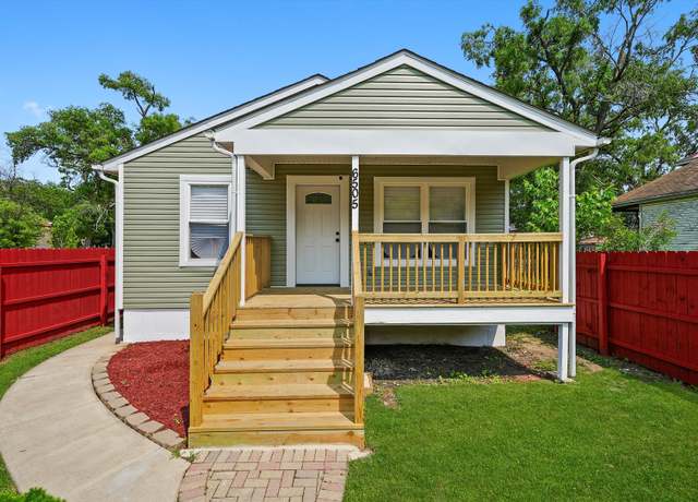 Property at 6505 S Wood St, Chicago, IL 60636, 5 beds, 2 baths