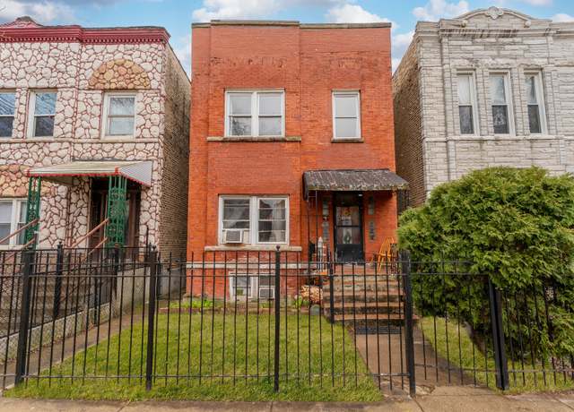 Property at 3427 W Le Moyne St, Chicago, IL 60651, 5 beds, 3 baths