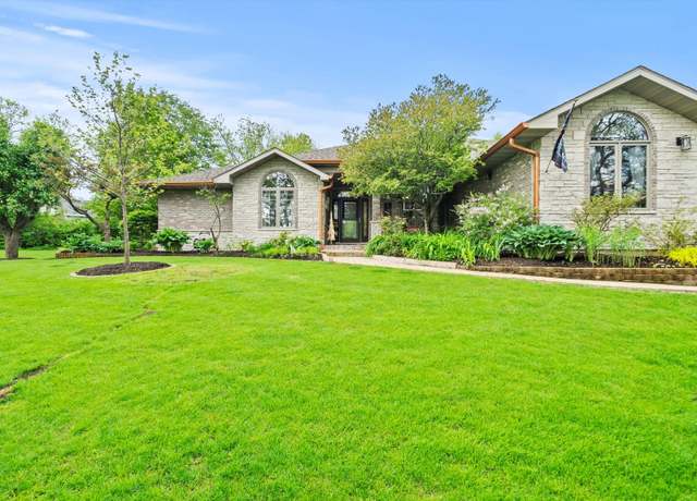 Property at 12425 W Regan Rd, Mokena, IL 60448, 4 beds, 3.5 baths