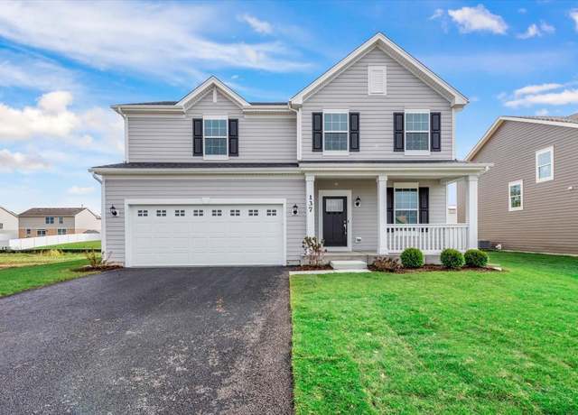 Property at 468 Cloverlane Dr, Sycamore, IL 60178, 4 beds, 2.5 baths