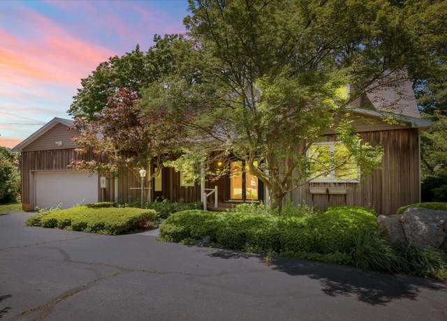 Property at 1001 E Kratz Rd, Monticello, IL 61856, 3 beds, 2.5 baths