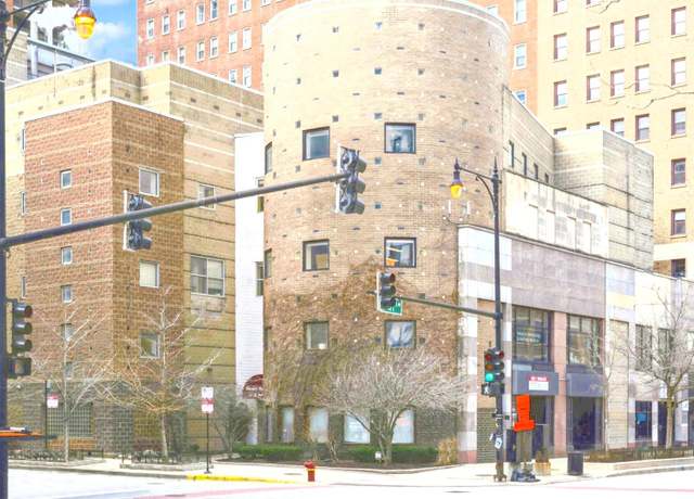 Property at 40 E 9th St #1005, Chicago, IL 60605, 2 beds, 1 bath