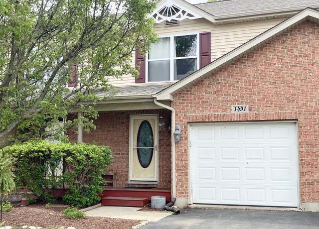 Property at 1491 Rhett Pl, Woodstock, IL 60098, 3 beds, 2.5 baths