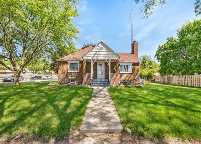 Property at 827 Otis Ave, Rockdale, IL 60436, 3 beds, 1.5 baths