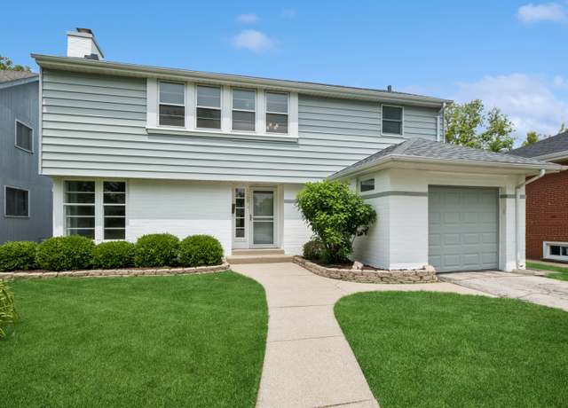 Property at 2109 Cummings Ln, Flossmoor, IL 60422, 4 beds, 1.5 baths
