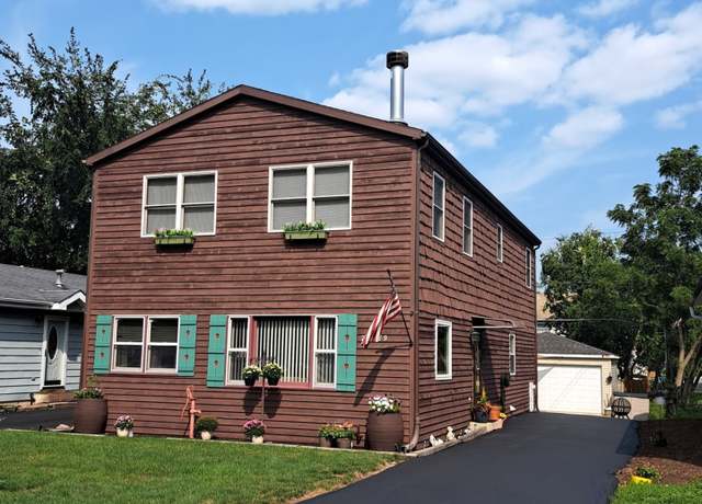 Property at 23579 N Cottage Rd, Lake Zurich, IL 60047, 5 beds, 4 baths