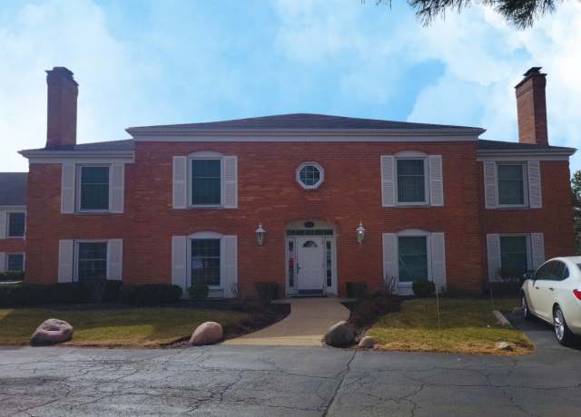 Property at 120 Carriage Way Dr Unit B103, Burr Ridge, IL 60527, 2 beds, 2 baths