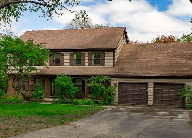 Property at 8S741 Yackley Ave, Naperville, IL 60565, 5 beds, 2.5 baths