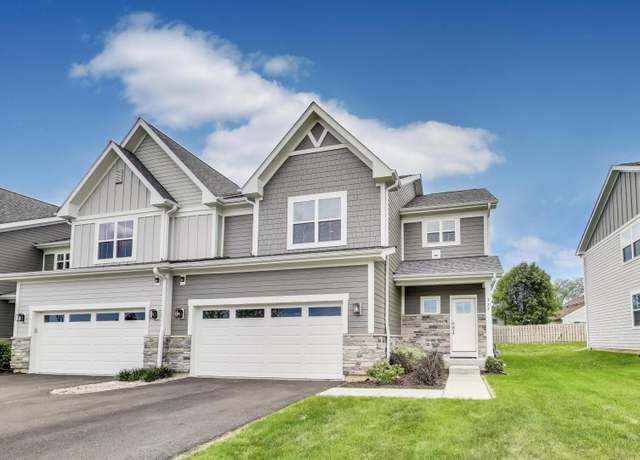 Property at 327 Lasalle Ln, Buffalo Grove, IL 60089, 3 beds, 2.5 baths