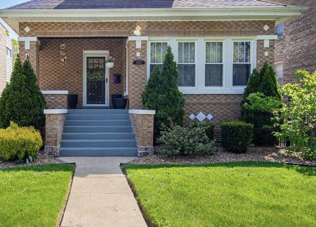 Property at 10215 S Charles St, Chicago, IL 60643, 4 beds, 3 baths