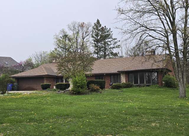 Property at 8401 W 129th St, Palos Park, IL 60464, 4 beds, 2 baths
