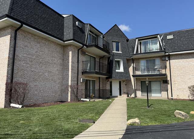 Property at 7000 Mather Ave #101, Chicago Ridge, IL 60415, 2 beds, 2 baths