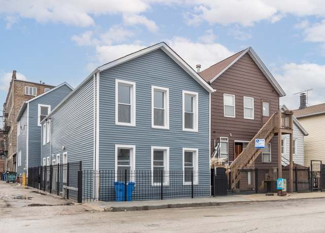 Property at 1013 W 18th Pl, Chicago, IL 60608, 9 beds, 7 baths