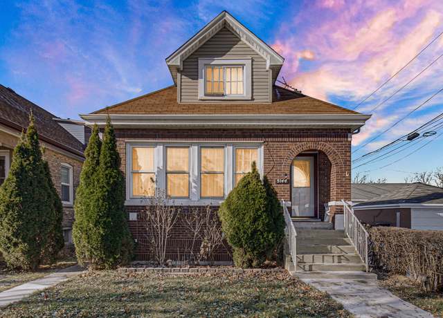 Property at 5144 N Kolmar Ave, Chicago, IL 60630, 4 beds, 3 baths