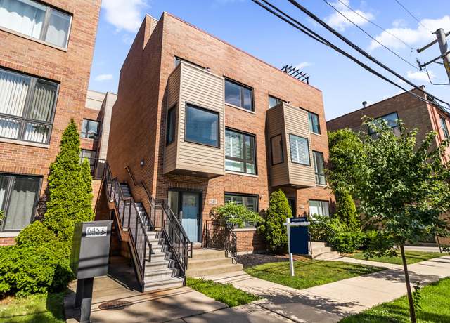 Property at 643 Custer Ave, Evanston, IL 60202, 3 beds, 3.5 baths