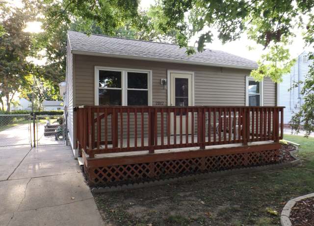Property at 2012 13th Ave, Rock Falls, IL 61071, 3 beds, 1 bath