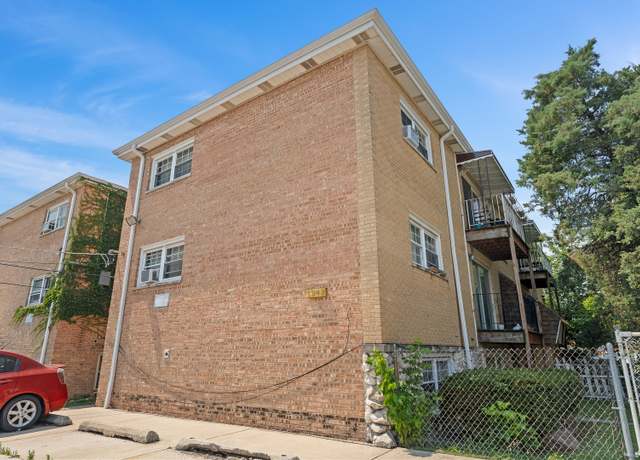 Property at 1343 S Austin Blvd Unit 2W, Cicero, IL 60804, 2 beds, 1 bath