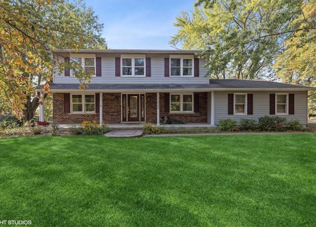 Property at 13523 S Red Coat Dr, Lemont, IL 60439, 5 beds, 2.5 baths