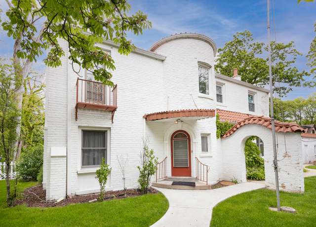 Property at 5803 N Kolmar Ave, Chicago, IL 60646, 3 beds, 1.5 baths