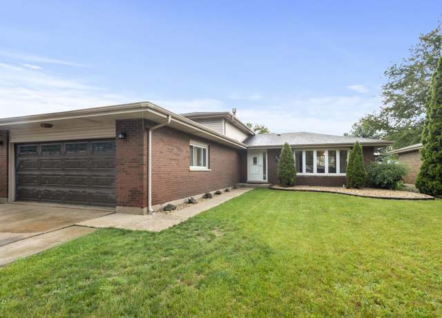 Property at 17748 64th Ct, Tinley Park, IL 60477, 3 beds, 2 baths