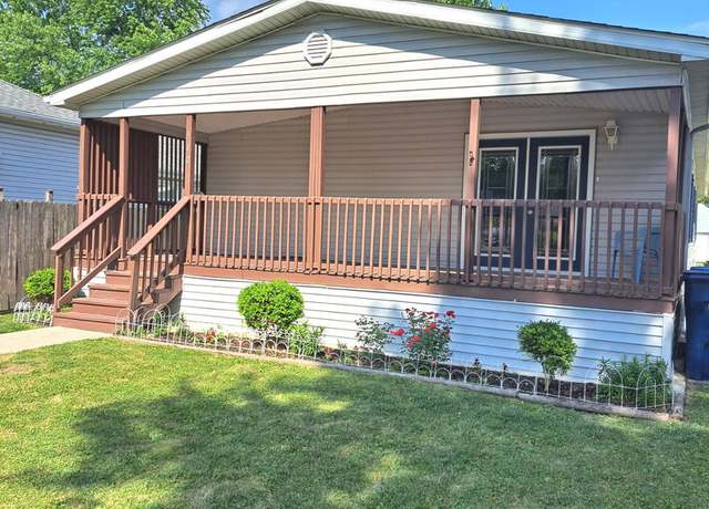 Property at 510 Center St, Mazon, IL 60444, 3 beds, 2 baths