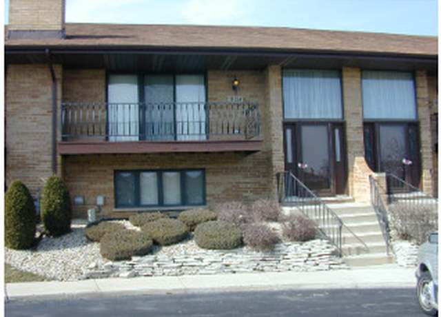Property at 18014 Idaho Ct, Orland Park, IL 60467, 2 beds, 2.5 baths