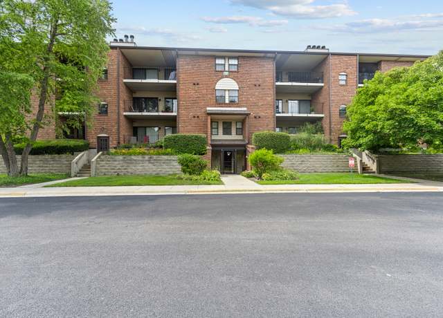 Property at 720 Weidner Rd #302, Buffalo Grove, IL 60089, 2 beds, 2 baths