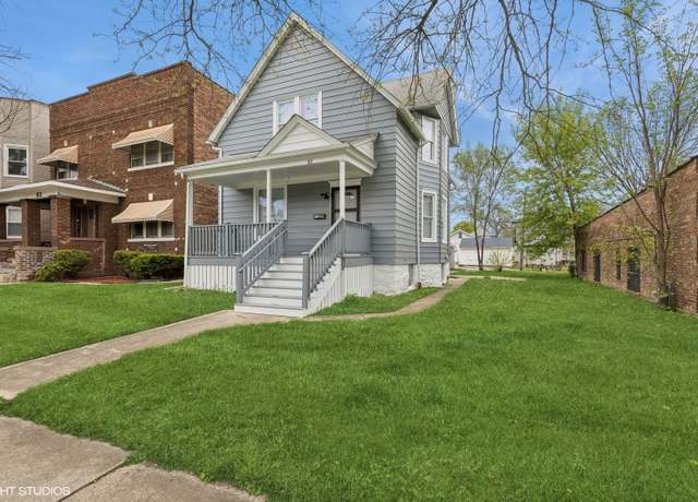Property at 81 W 15th St, Chicago Heights, IL 60411, 4 beds, 2 baths