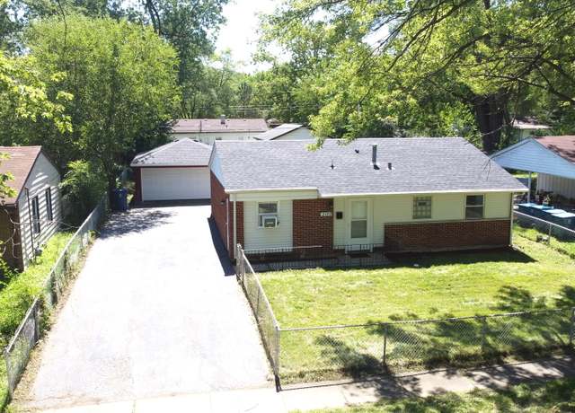 Property at 2122 215th Pl, Sauk Village, IL 60411, 3 beds, 1 bath
