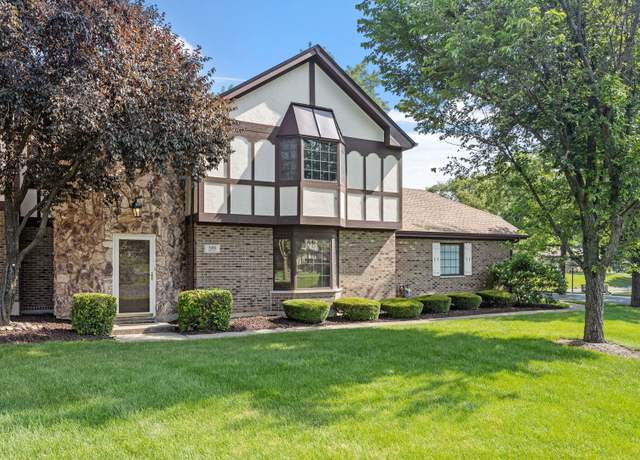 Property at 8459 Edelweiss Dr, Palos Park, IL 60464, 3 beds, 2.5 baths